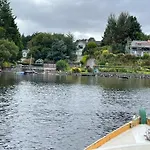 Lakeside Retreat In Connemara Lägenhet