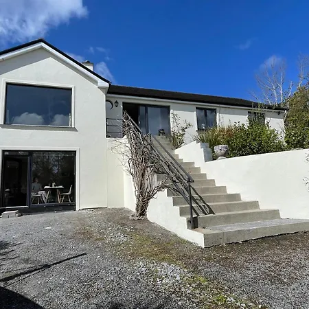 Lakeside Retreat In Connemara Апартаменты Утерард