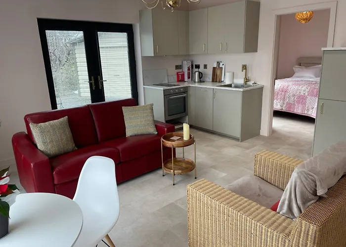 Lakeside Retreat In Connemara