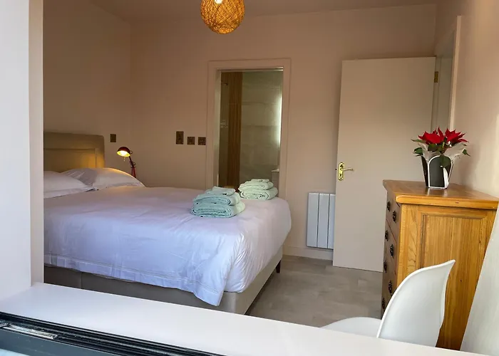 Lakeside Retreat In Connemara Appartement *