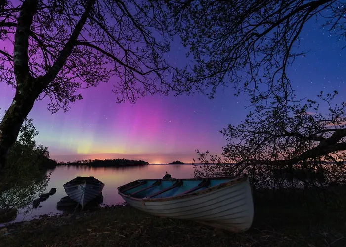 Lakeside Retreat In Connemara *